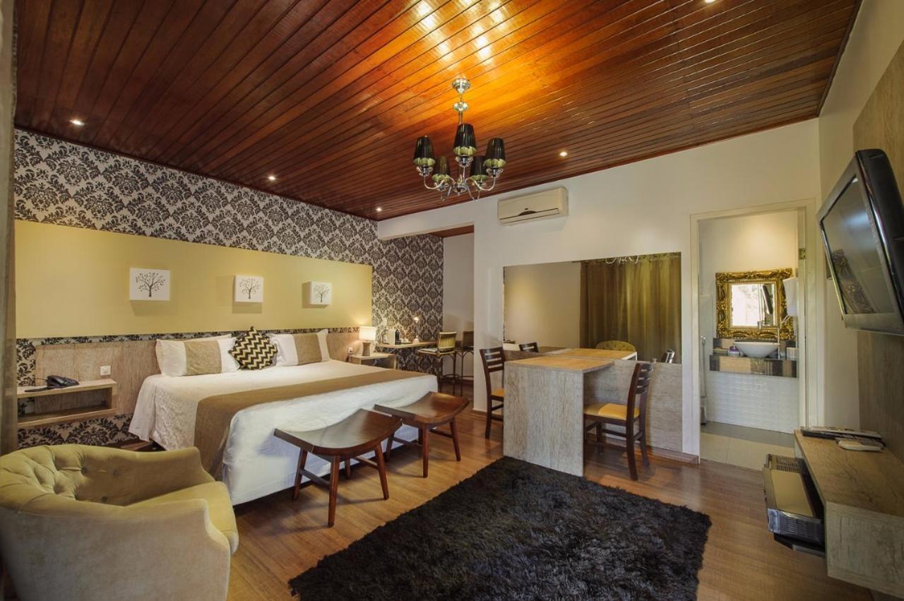 Pousada De Charme Villa Do Comendador Pirenópolis エクステリア 写真